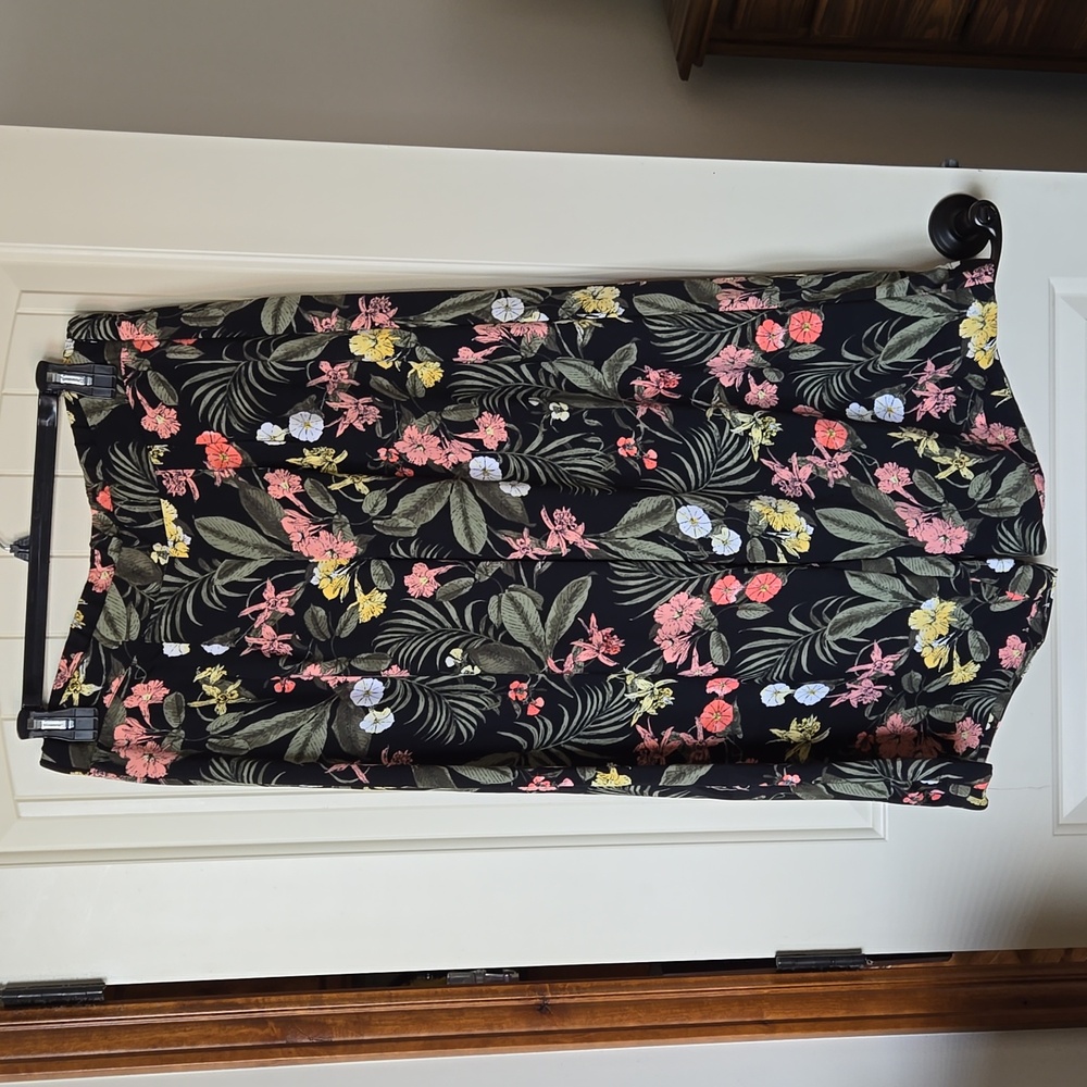 Liz Claiborne Flowy Summer Pants